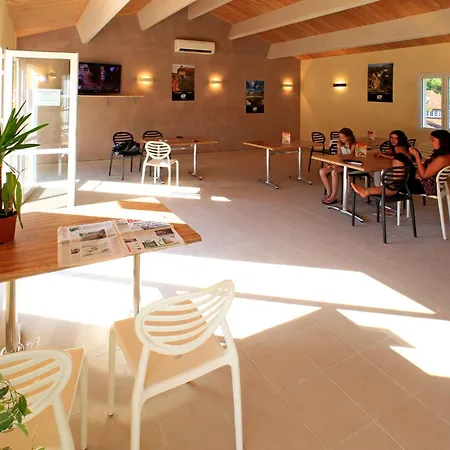 Les Hameaux De Pomette-chalet 6 Pers- By Interhome